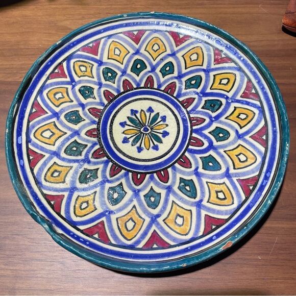 Set of 3 Decorative Plates - Picture 3 of 14